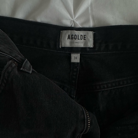 AGOLDE black Ira Denim Shorts from Aritzia - Picture 4 of 5
